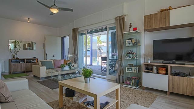 4 Zimmer Villa zu verkaufen in Pinos de Alhaurin, Alhaurín de la Torre mit Pool - 625.000 € (Ref: 9999640)