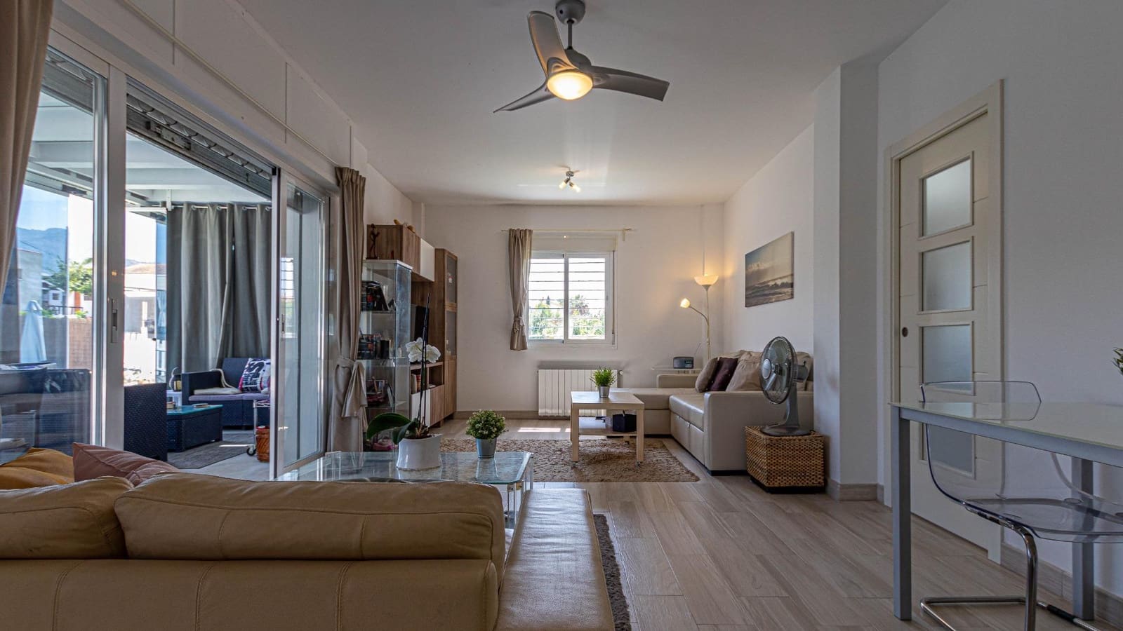 4 Zimmer Villa zu verkaufen in Pinos de Alhaurin mit Pool - 625.000 € (Ref: 9999640)