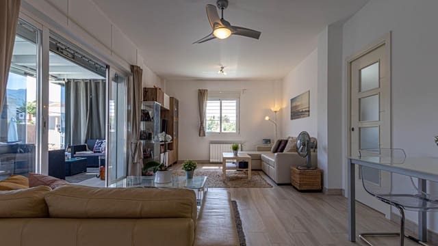 4 Zimmer Villa zu verkaufen in Pinos de Alhaurin, Alhaurín de la Torre mit Pool - 625.000 € (Ref: 9999640)