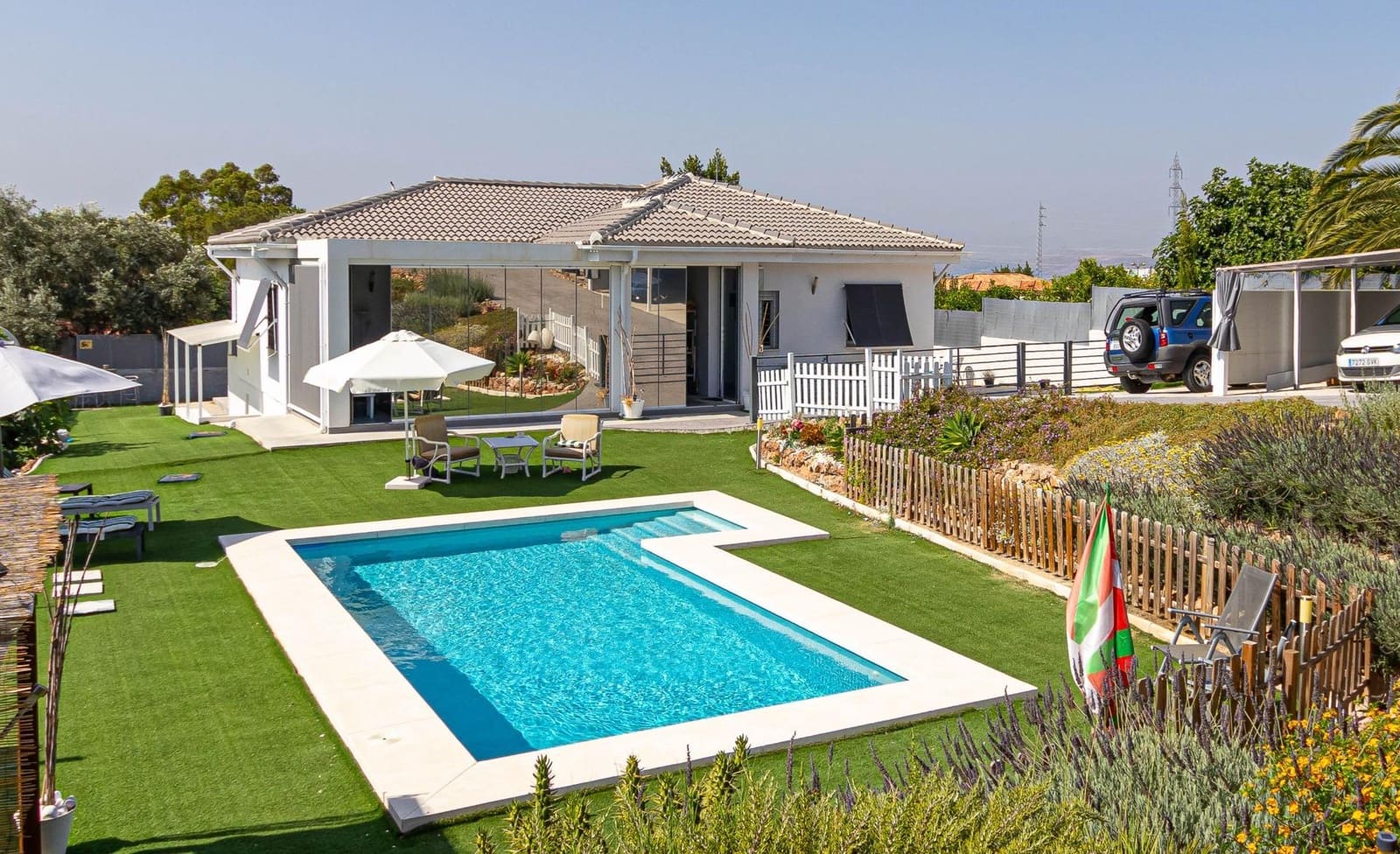 4 Zimmer Villa zu verkaufen in Pinos de Alhaurin mit Pool - 625.000 € (Ref: 9999640)