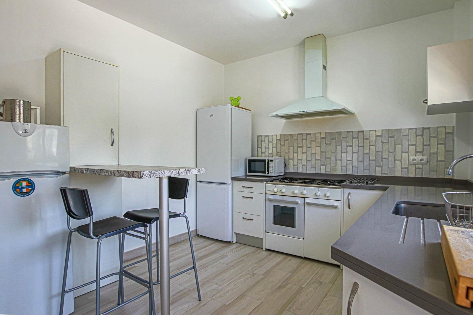 4 Zimmer Villa zu verkaufen in Pinos de Alhaurin mit Pool - 625.000 € (Ref: 9999640)
