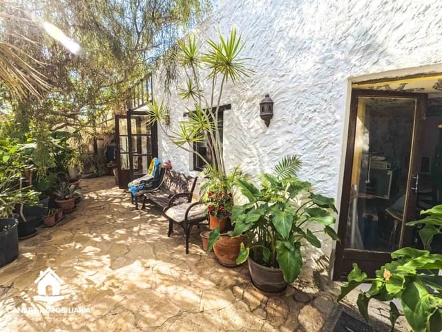 4 soveværelse Villa til salg i Costa Calma, Pájara - € 319.000 (Ref: 8243995)