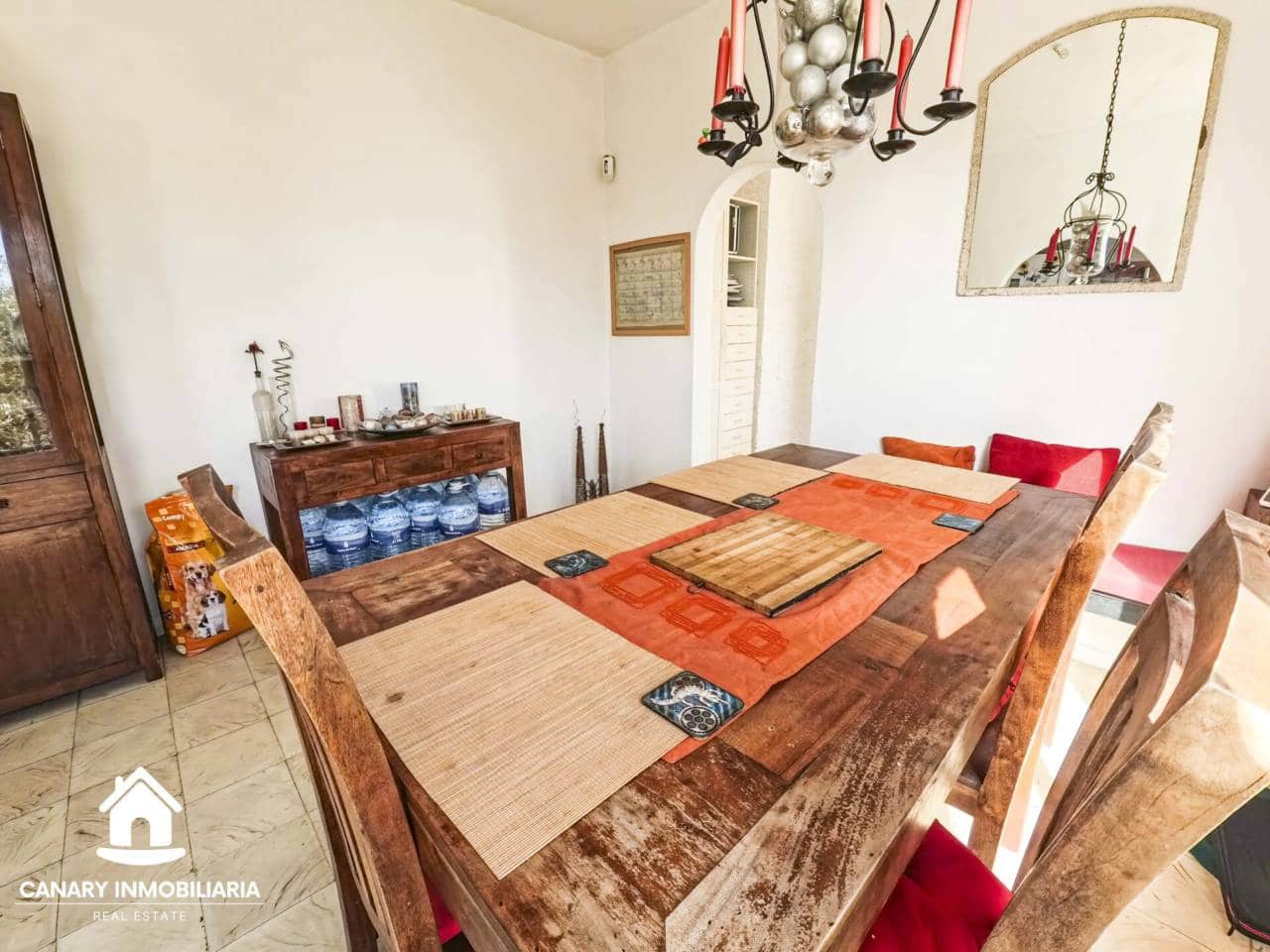 4 soveværelse Villa til salg i Costa Calma - € 319.000 (Ref: 8243995)