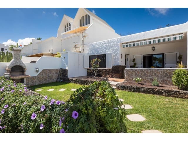 2 soveværelse Villa til salg i Costa Calma, Pájara - € 339.000 (Ref: 8261003)