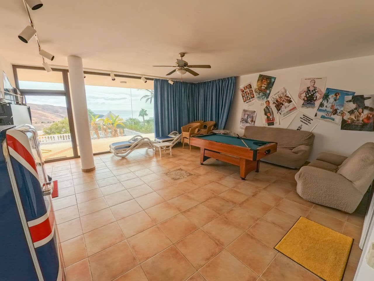 4 slaapkamer Flat te koop in Tuineje met zwembad garage - € 699.900 (Ref: 9658141)