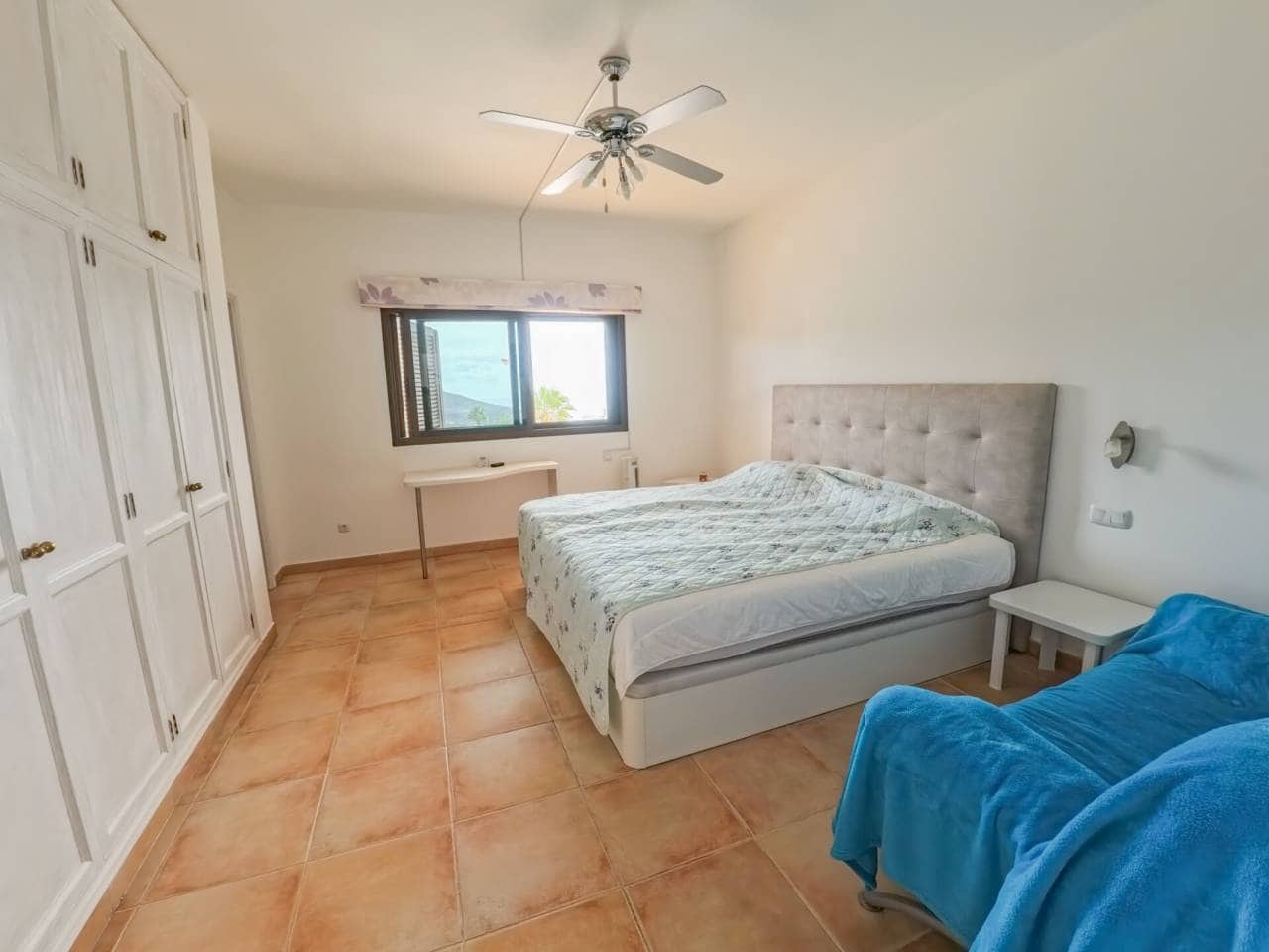 4 slaapkamer Flat te koop in Tuineje met zwembad garage - € 699.900 (Ref: 9658141)