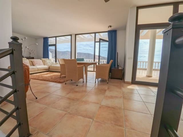 4 slaapkamer Flat te koop in Tuineje met zwembad garage - € 699.900 (Ref: 9658141)