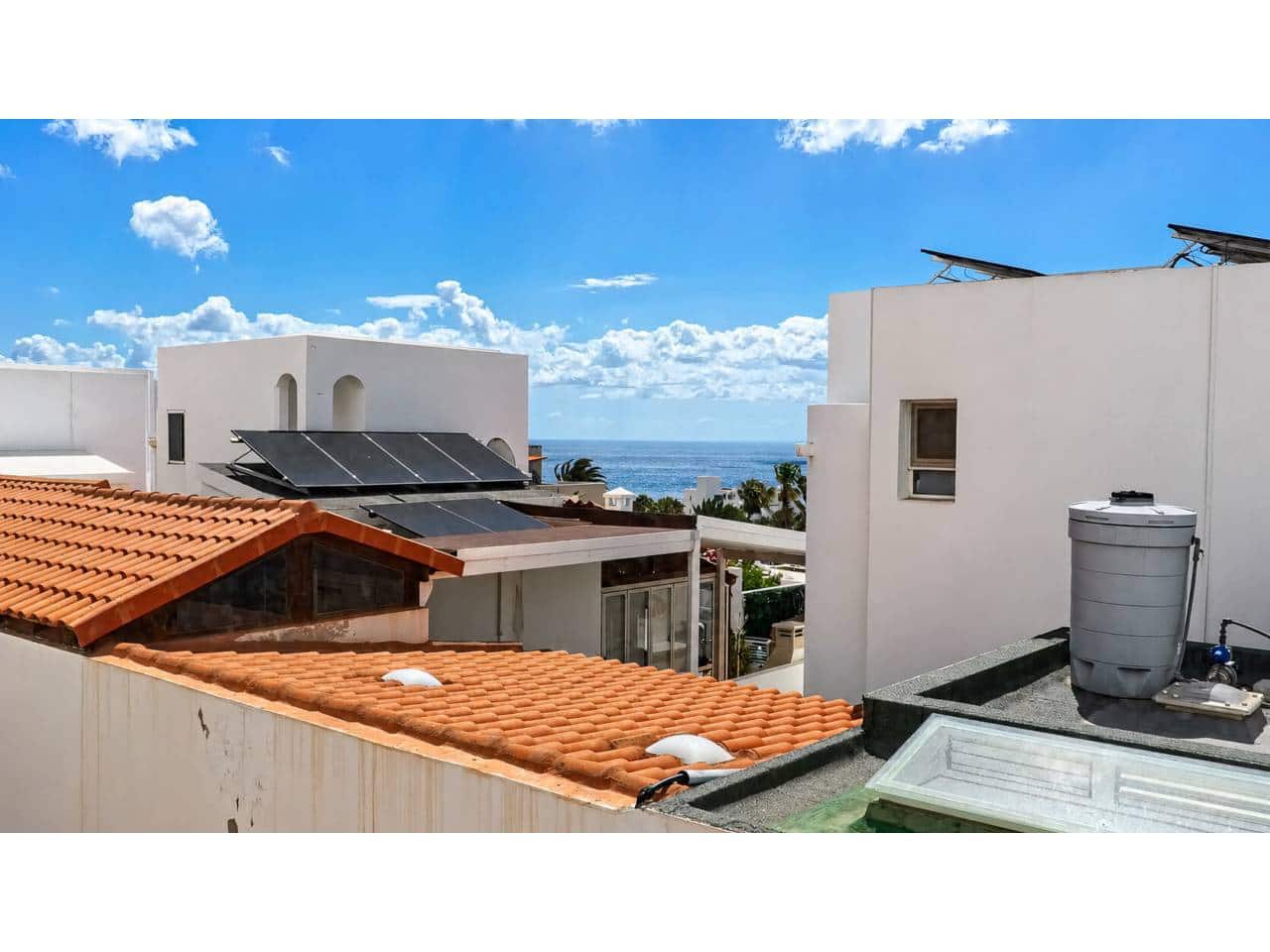 2 bedroom Apartment for sale in Morro Jable with garage - € 349,000 (Ref: 9838794)