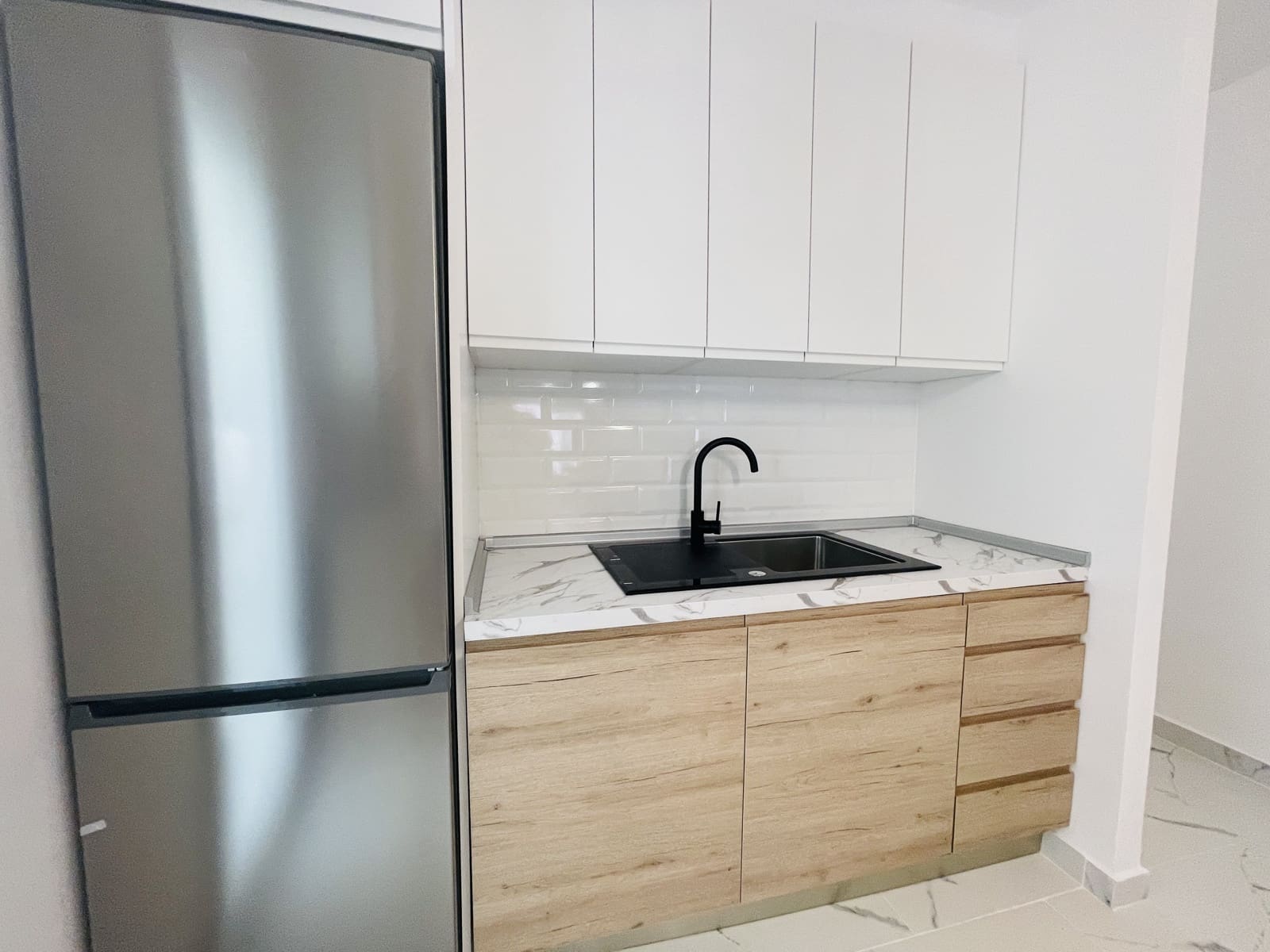 3 bedroom Apartment for sale in Torrevieja with garage - € 278,000 (Ref: 9748410)