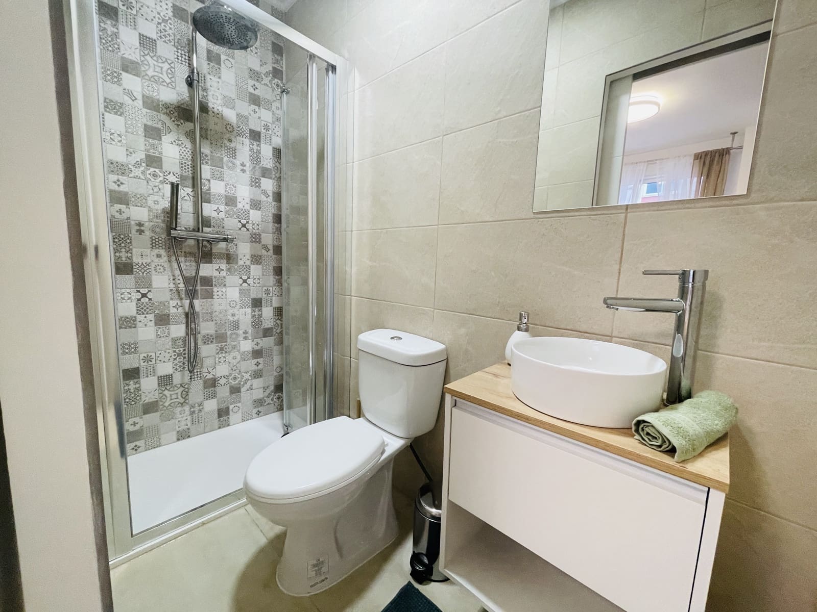 3 bedroom Apartment for sale in Torrevieja with garage - € 278,000 (Ref: 9748410)