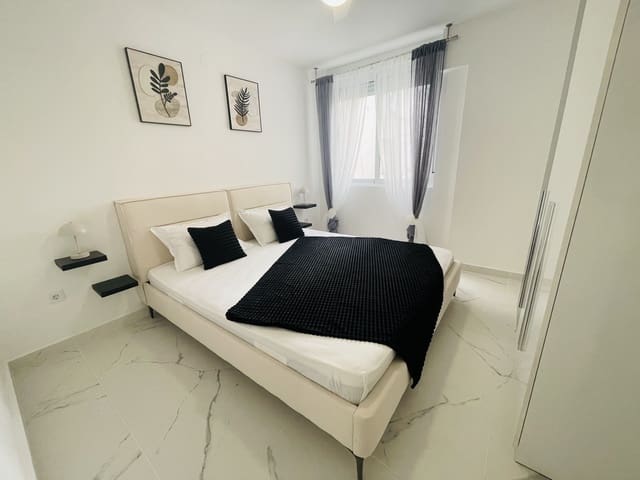 3 chambre Appartement à vendre à Playa del Cura, Torrevieja avec garage - 278 000 € (Ref: 9748410)