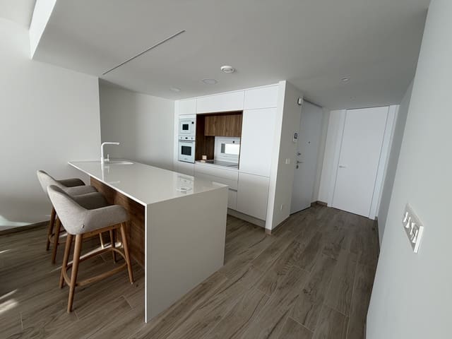 2 slaapkamer Appartement te huur in El Raso, Guardamar del Segura met zwembad garage - € 2.200 (Ref: 9756410)