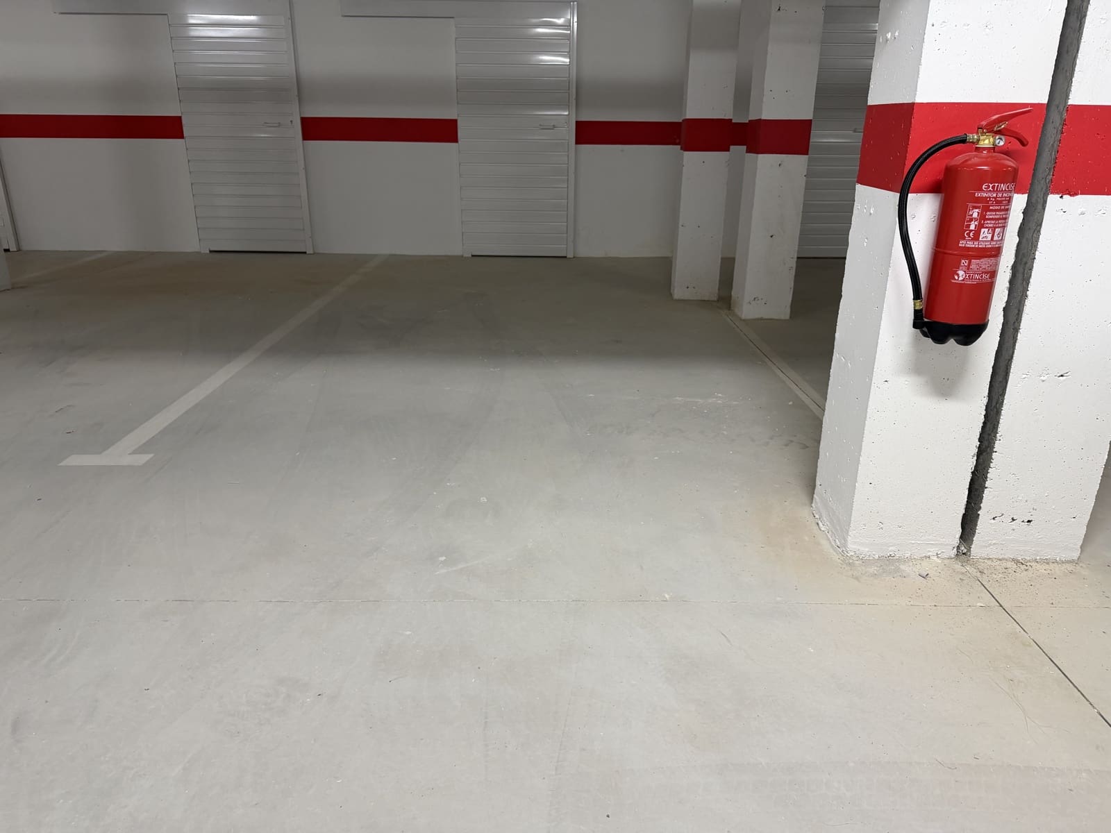 2 slaapkamer Appartement te huur in El Raso met zwembad garage - € 2.200 (Ref: 9756410)