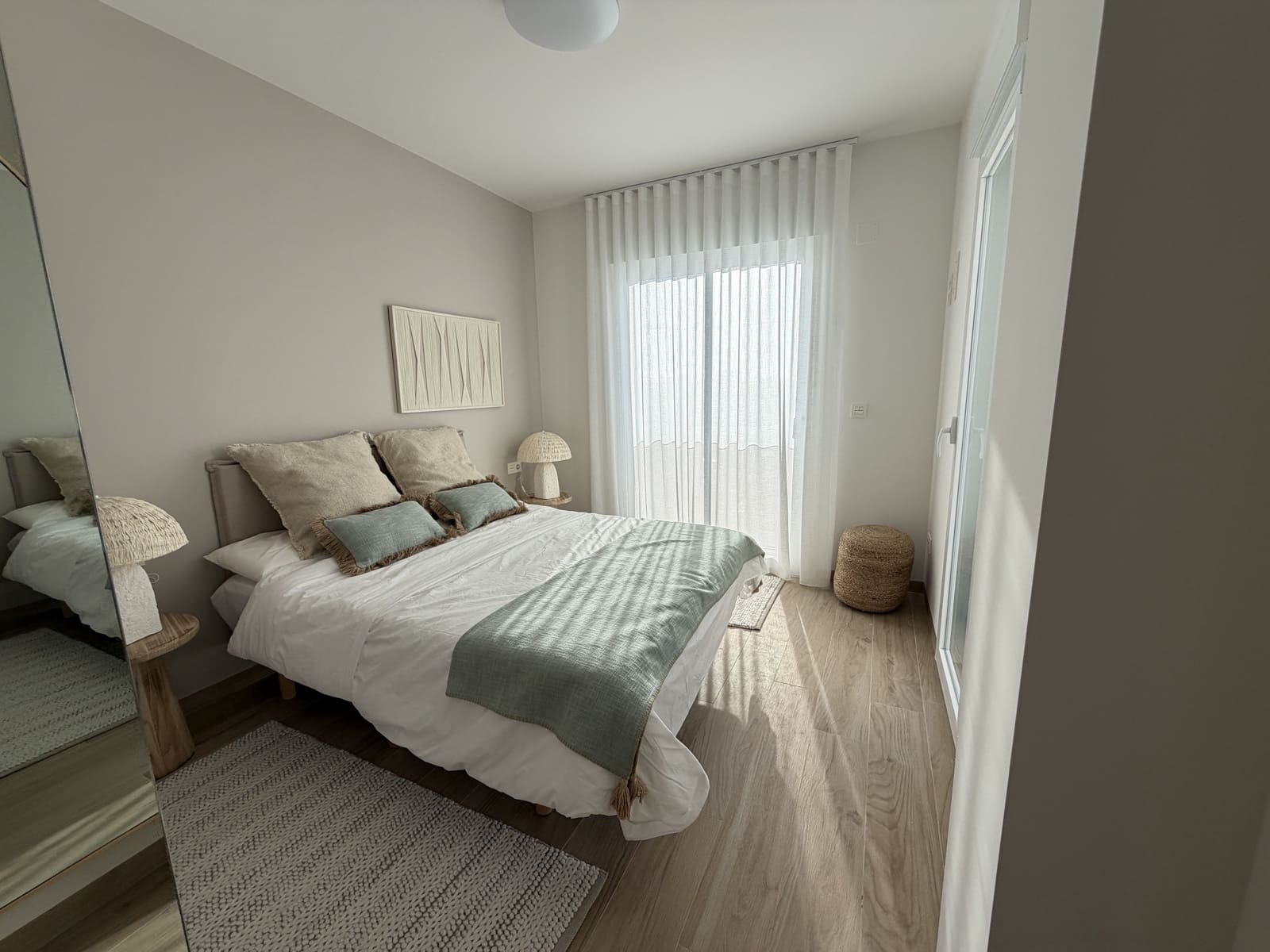 2 slaapkamer Appartement te huur in El Raso met zwembad garage - € 2.200 (Ref: 9756410)