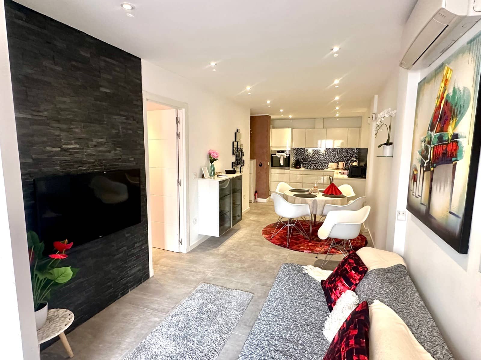 1 soveværelse Lejlighed til salg i Torrevieja med swimmingpool - € 151.000 (Ref: 9756735)