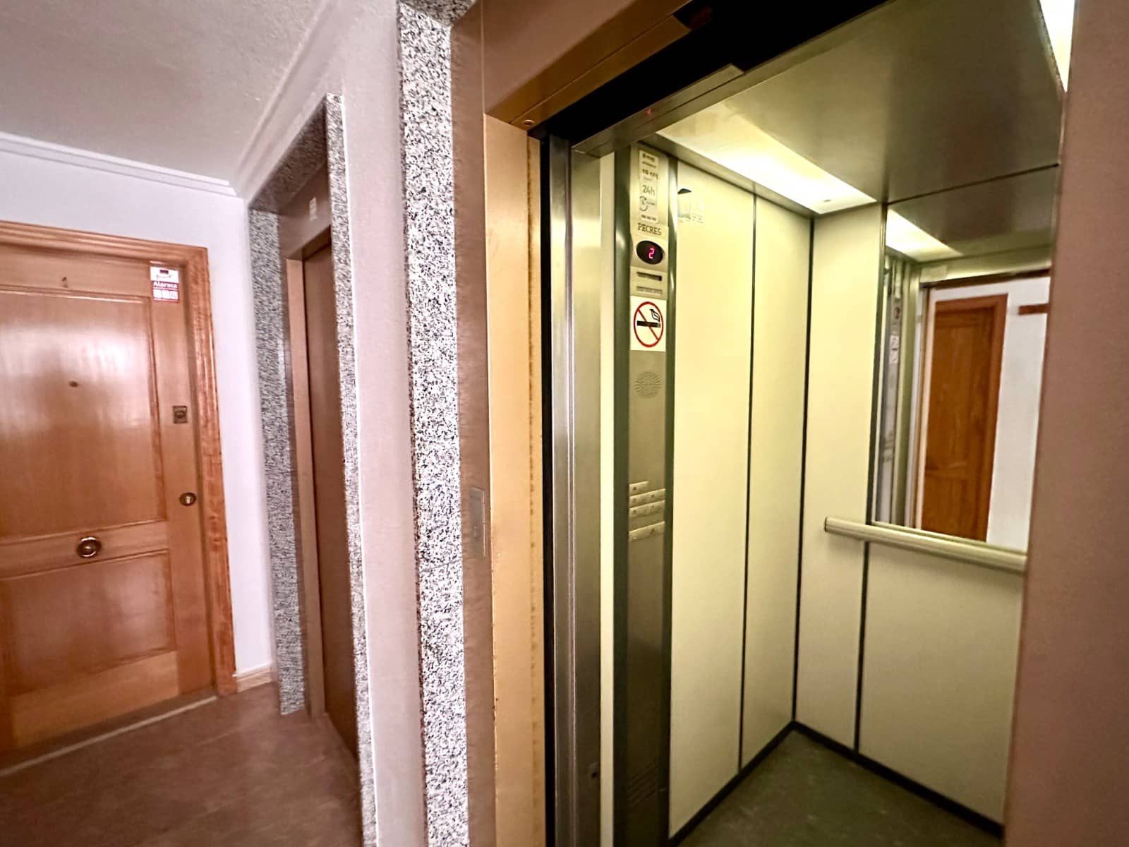 1 soveværelse Lejlighed til salg i Torrevieja med swimmingpool - € 151.000 (Ref: 9756735)