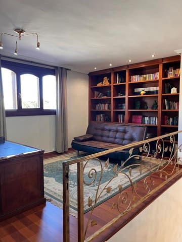 4 slaapkamer Huis te koop in Urbanizaciones, Benidorm met zwembad garage - € 995.000 (Ref: 9756757)