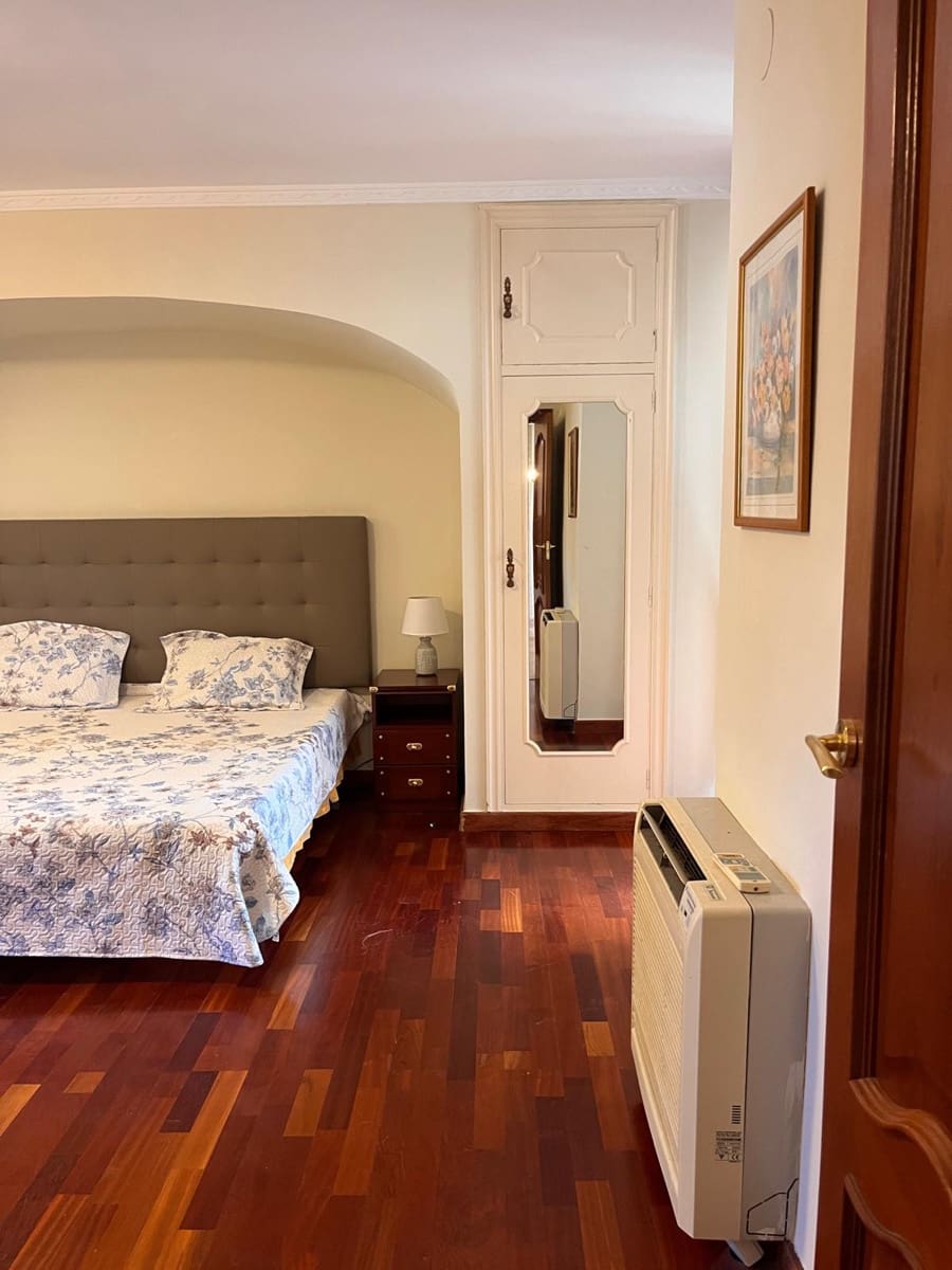 4 slaapkamer Huis te koop in Benidorm met zwembad garage - € 995.000 (Ref: 9756757)