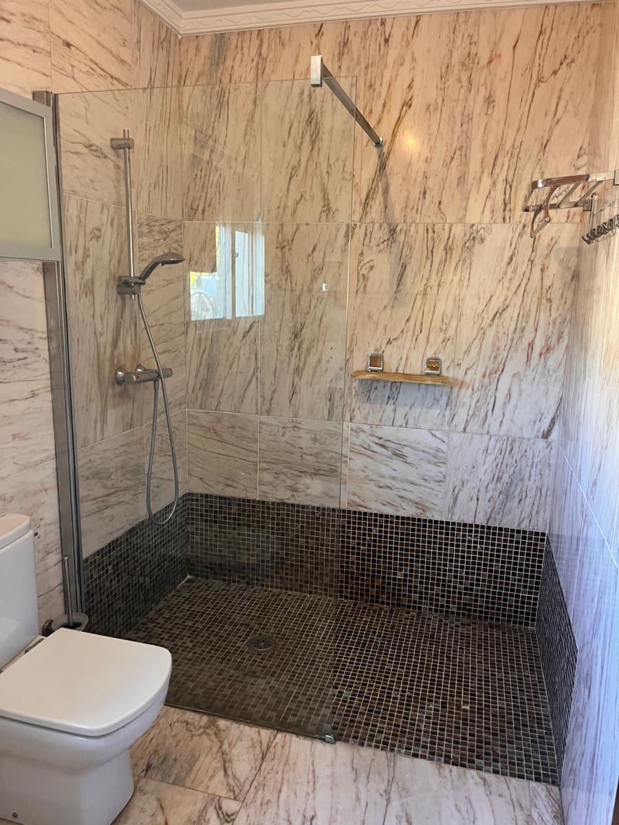 4 slaapkamer Huis te koop in Benidorm met zwembad garage - € 995.000 (Ref: 9756757)