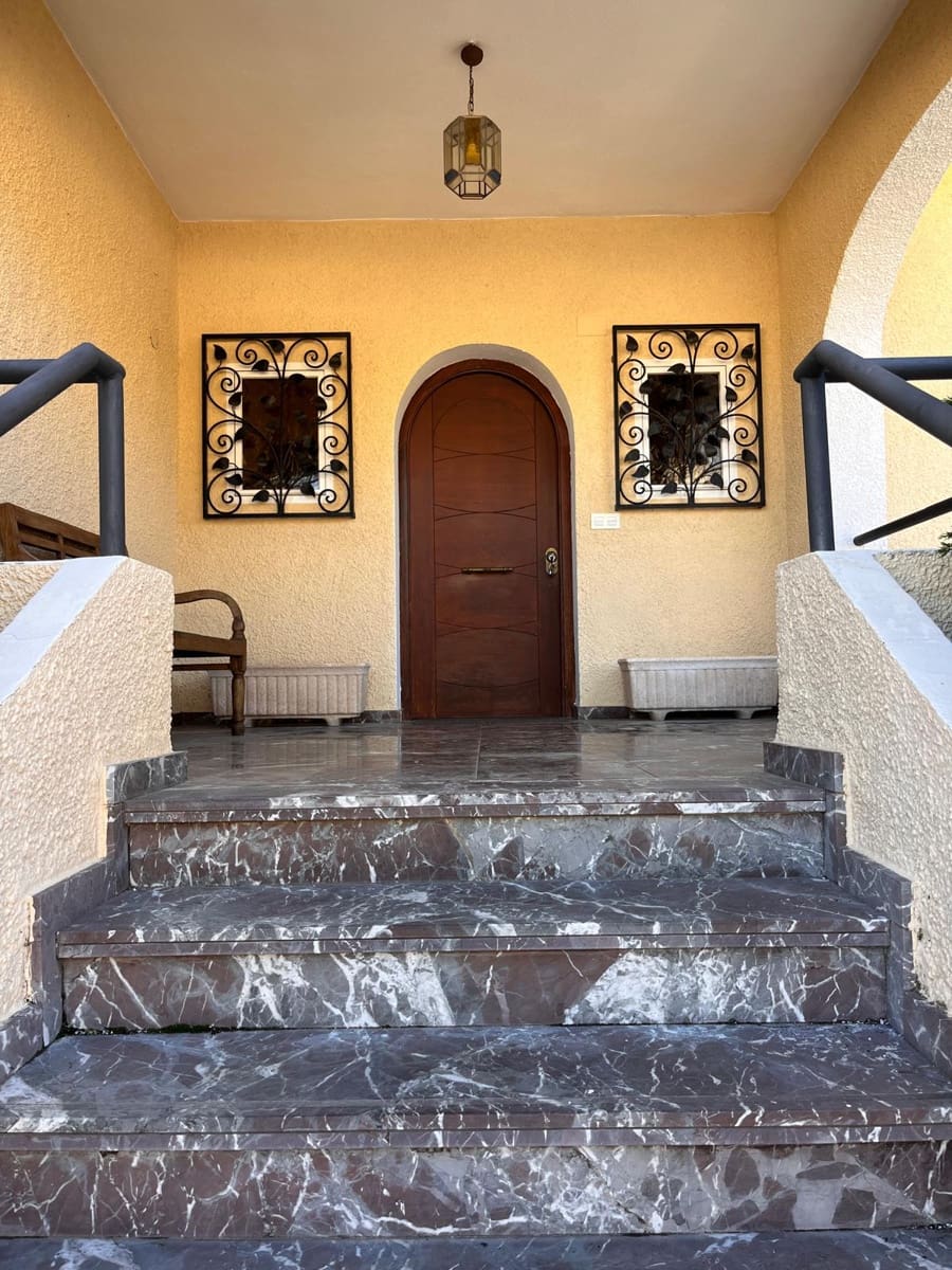 4 slaapkamer Huis te koop in Benidorm met zwembad garage - € 995.000 (Ref: 9756757)