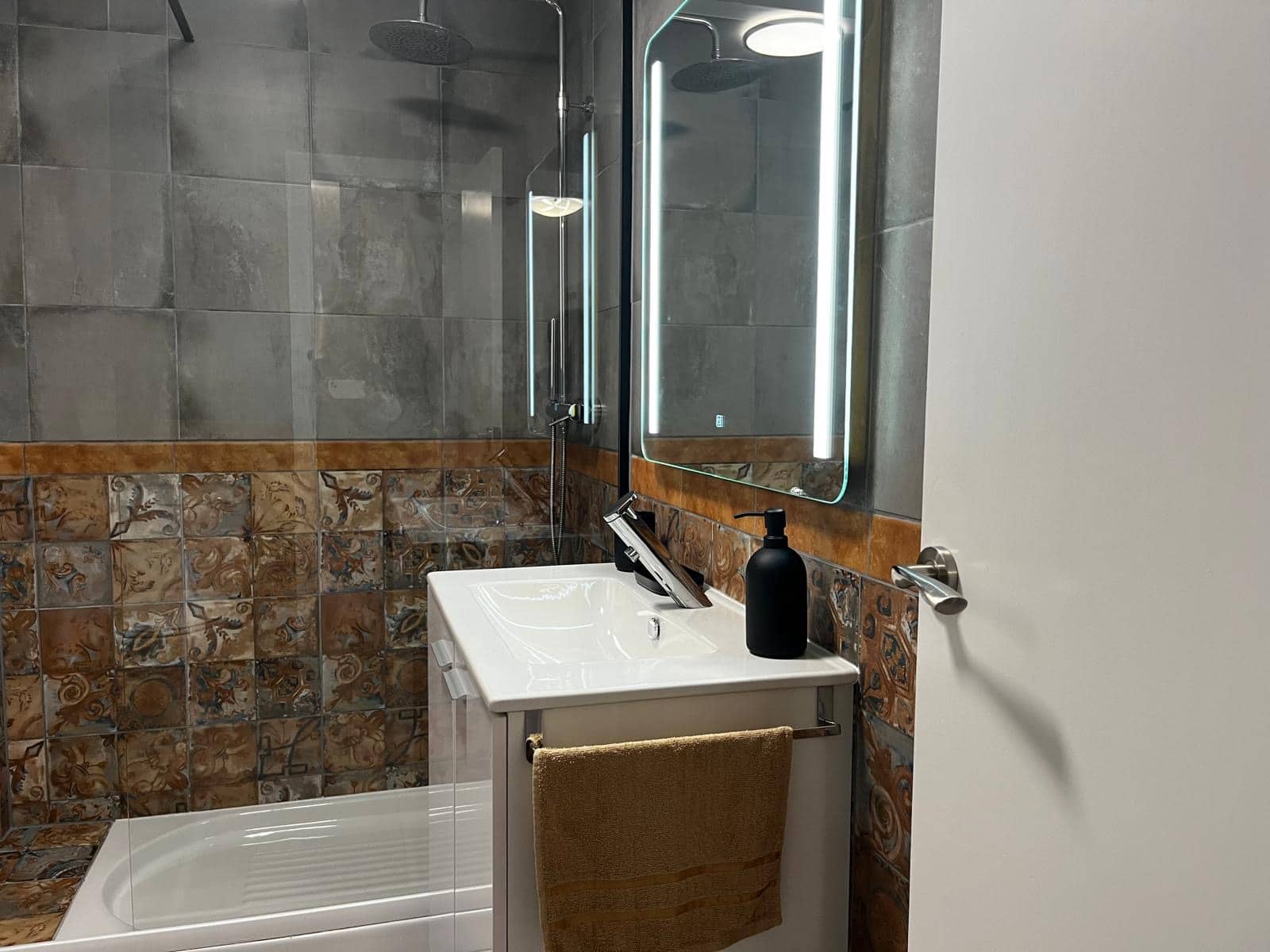 3 soveværelse Lejlighed til salg i Los Urrutias med garage - € 150.000 (Ref: 9756771)