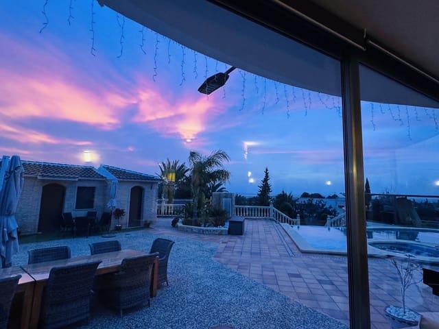 4 soverom Hus til salgs i Crevillente / Crevillent med svømmebasseng garasje - € 590 000 (Ref: 9757541)