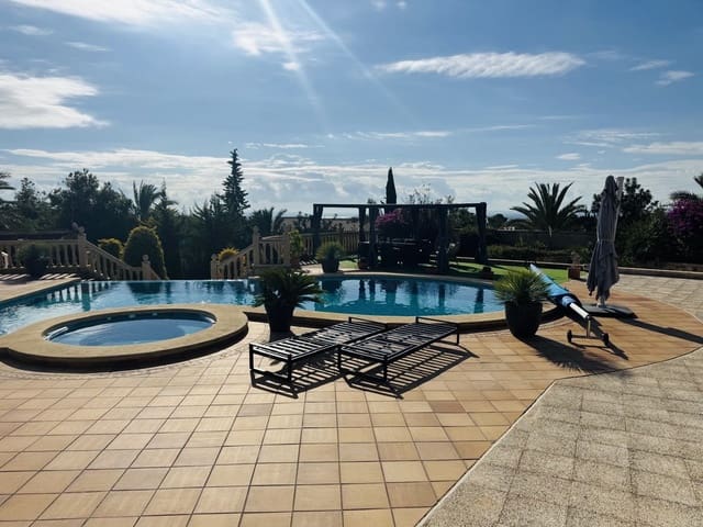 4 soverom Hus til salgs i Crevillente / Crevillent med svømmebasseng garasje - € 590 000 (Ref: 9757541)