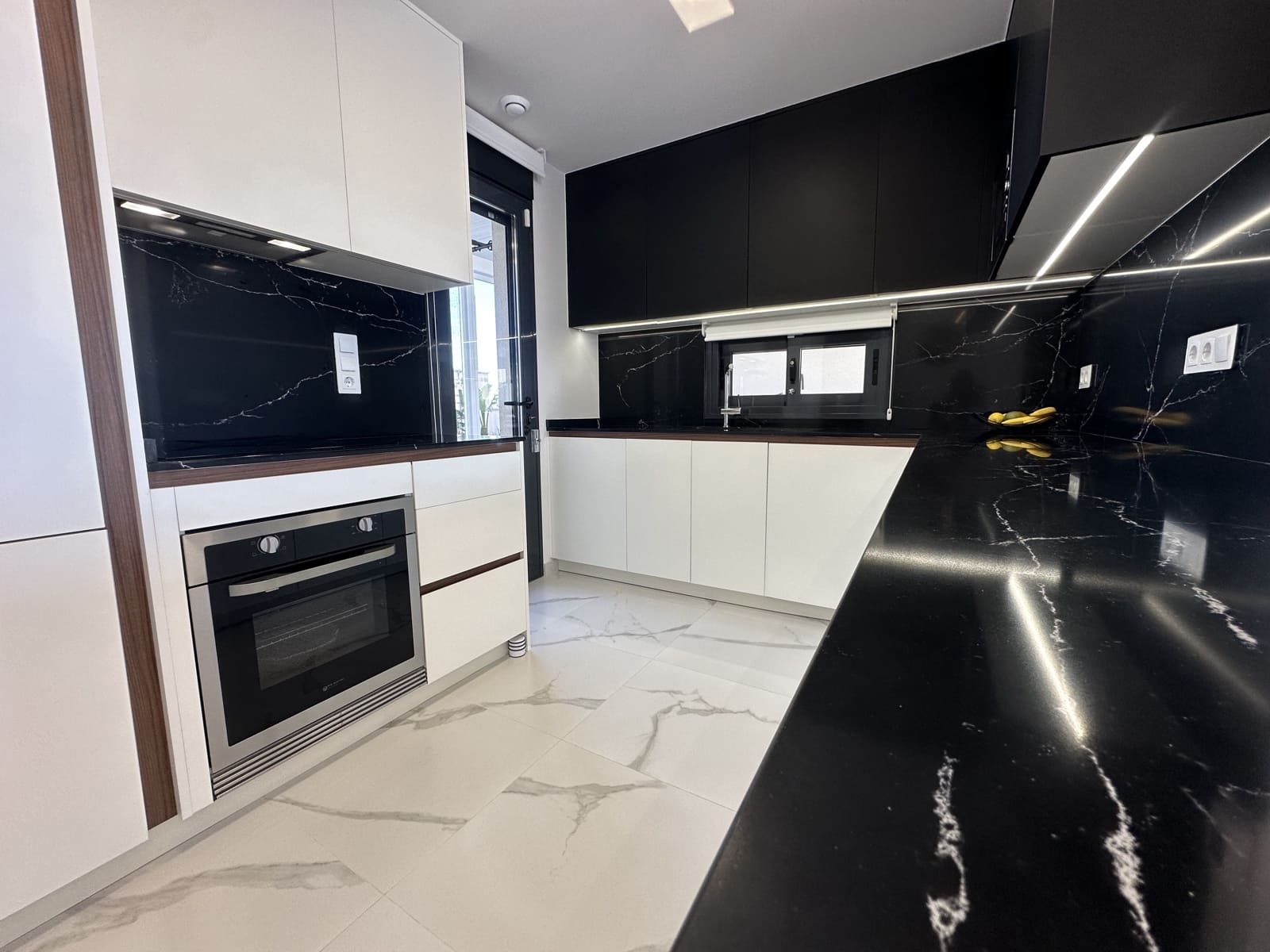 2 quarto Casa em Banda para venda em San Miguel de Salinas com piscina garagem - 329 900 € (Ref: 9787500)