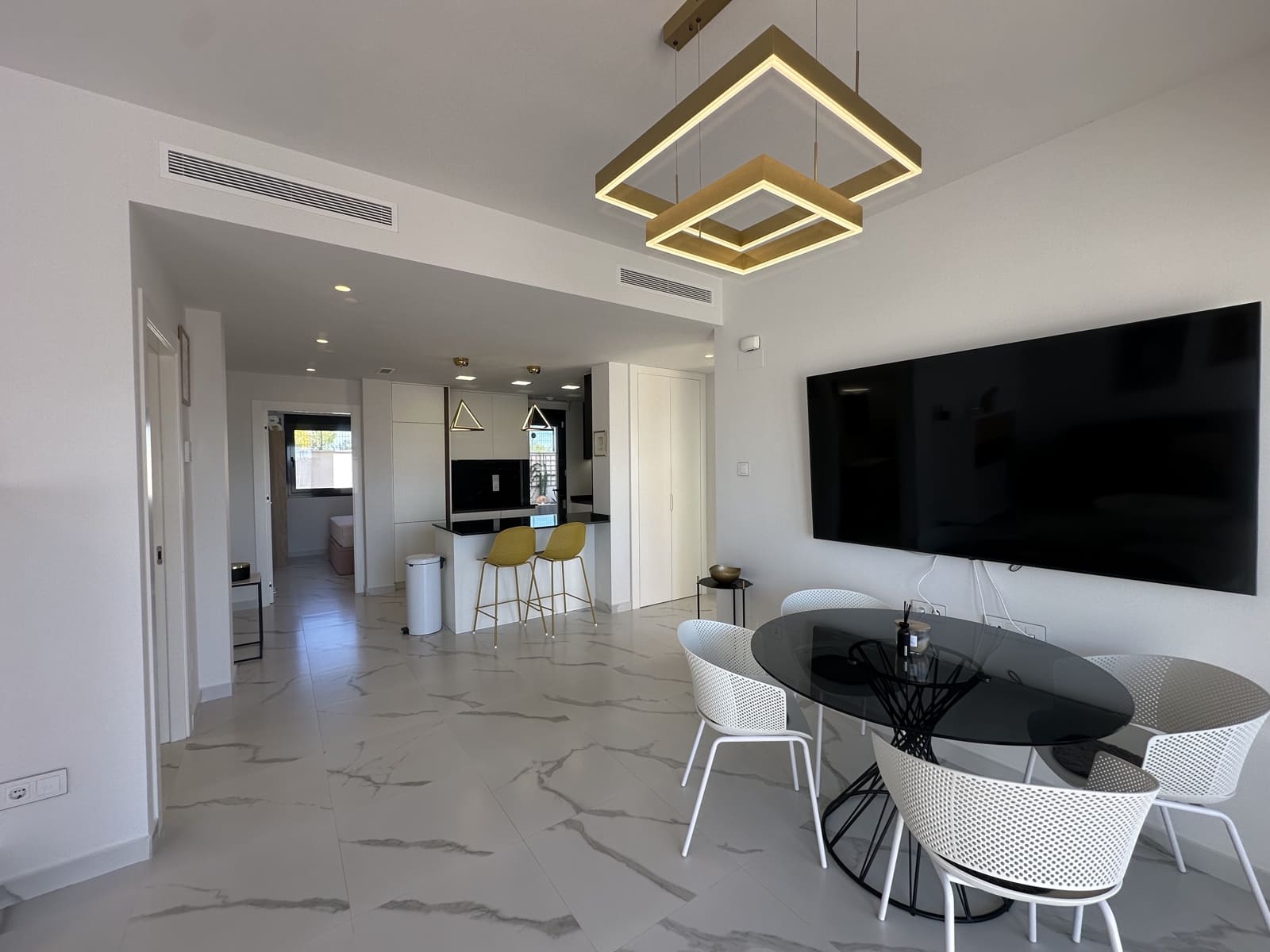 2 quarto Casa em Banda para venda em San Miguel de Salinas com piscina garagem - 329 900 € (Ref: 9787500)