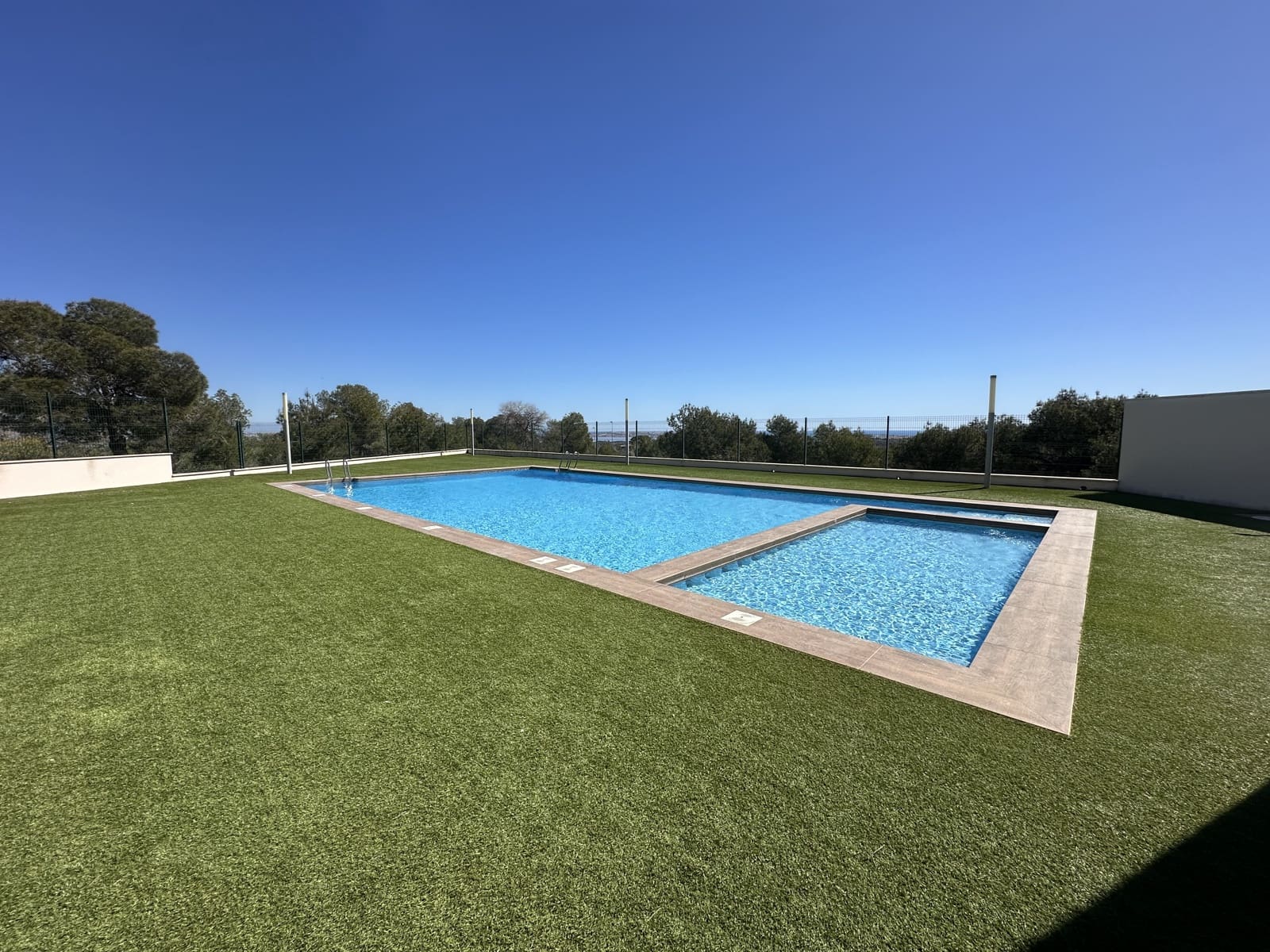 2 quarto Casa em Banda para venda em San Miguel de Salinas com piscina garagem - 329 900 € (Ref: 9787500)