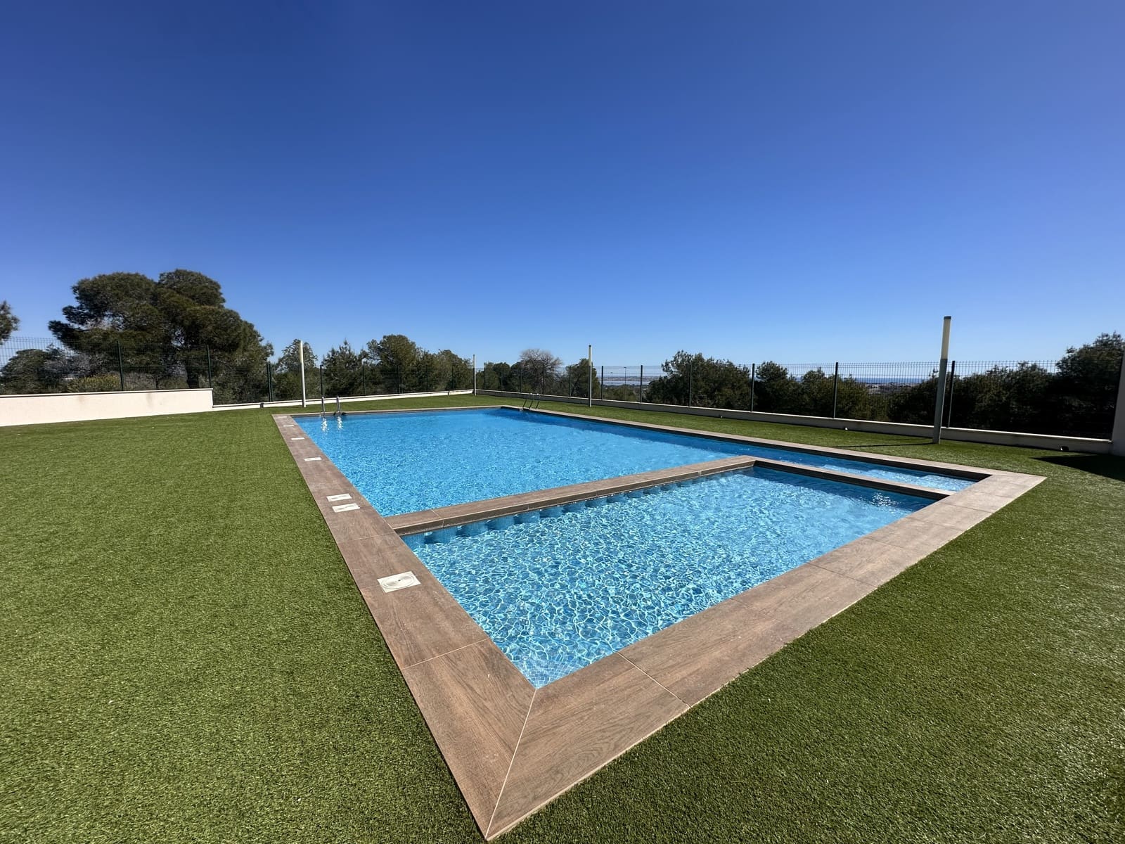 2 quarto Casa em Banda para venda em San Miguel de Salinas com piscina garagem - 329 900 € (Ref: 9787500)