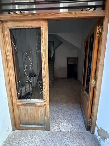3 sovrum Villa till salu i Ontinyent - 95 000 € (Ref: 10010098)
