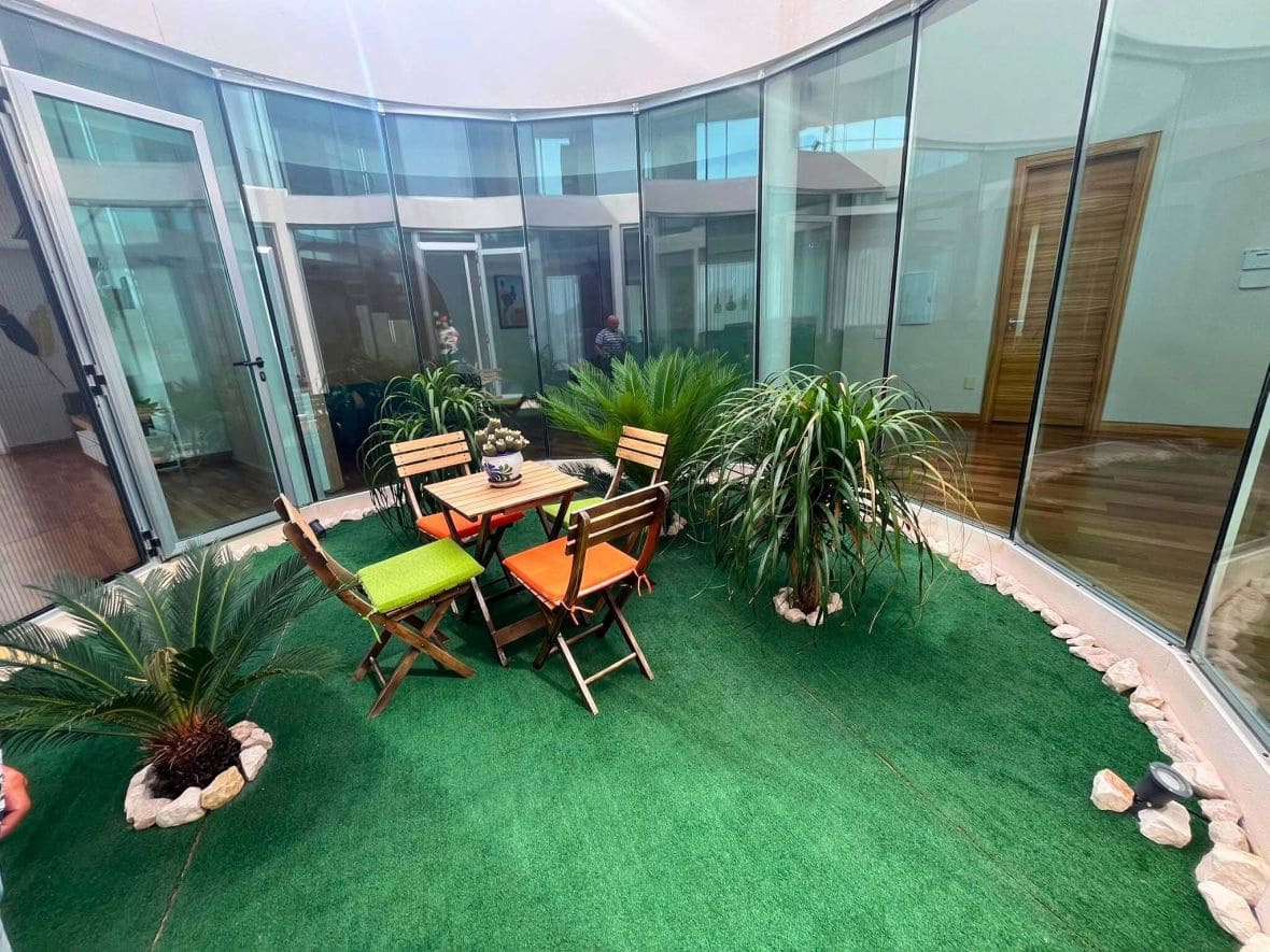 5 bedroom Villa for sale in Petrel / Petrer - € 1,450,000 (Ref: 10033124)
