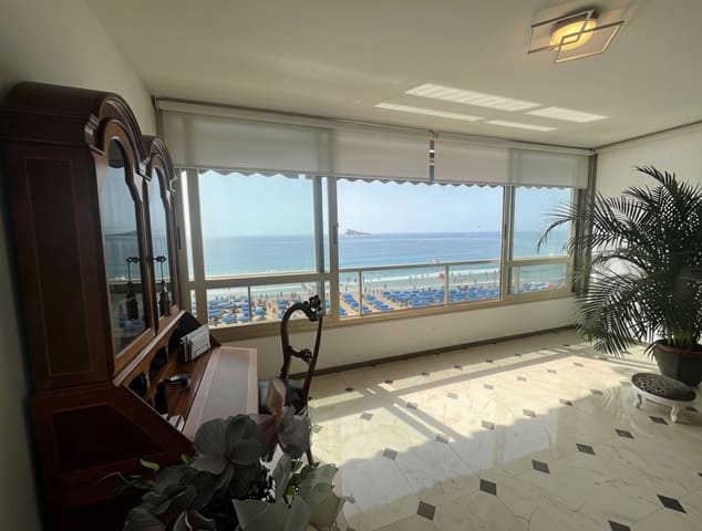 3 sypialnia Apartament do wynajęcia w Playa Levante, Benidorm z basenem - 2 200 € (Ref: 10049798)
