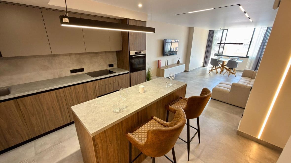 3 makuuhuone Huoneisto myytävänä paikassa La Villajoyosa / Vila Joiosa mukana uima-altaan - 369 000 € (Ref: 10098887)