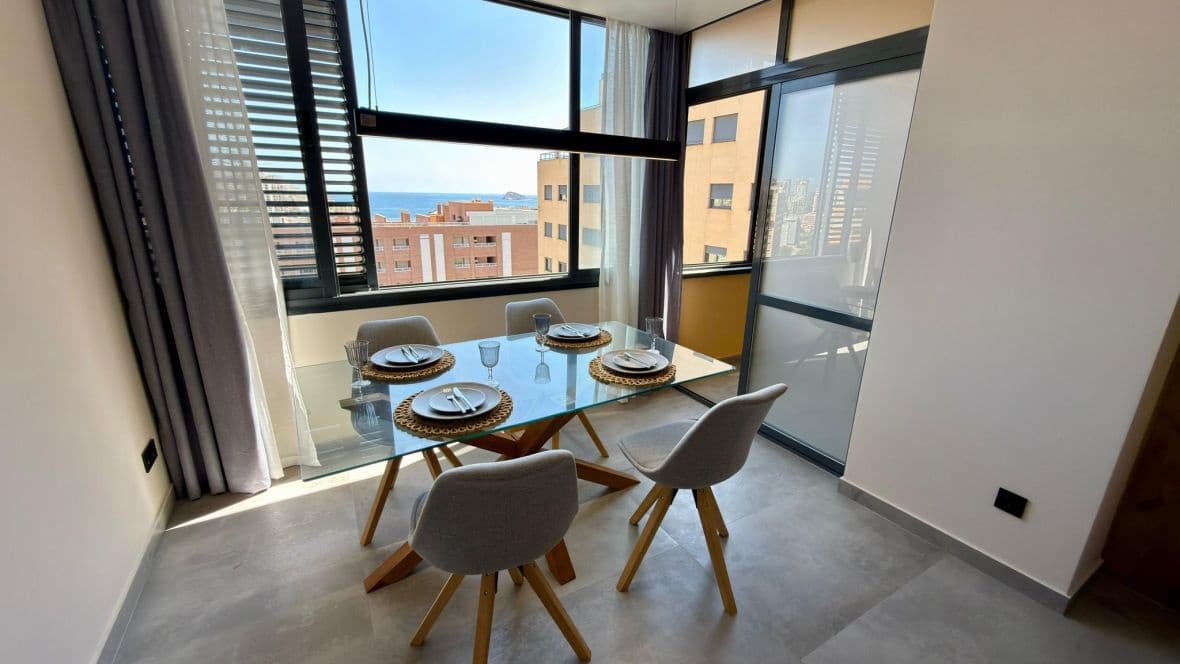 3 makuuhuone Huoneisto myytävänä paikassa La Villajoyosa / Vila Joiosa mukana uima-altaan - 369 000 € (Ref: 10098887)
