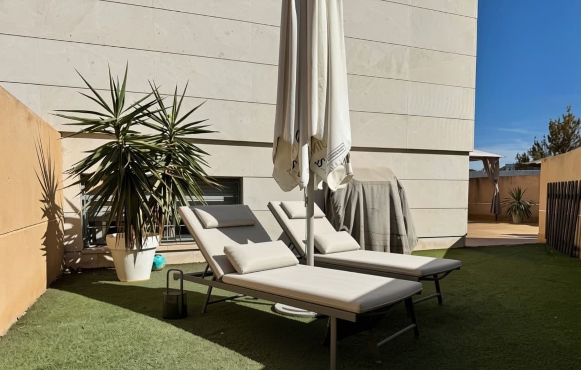 Piso de 3 habitaciones en San Juan de Alicante / Sant Joan d'Alacant en venta con piscina garaje - 470.000 € (Ref: 10140122)