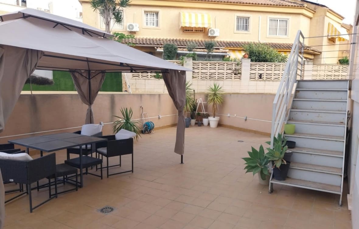 Piso de 3 habitaciones en San Juan de Alicante / Sant Joan d'Alacant en venta con piscina garaje - 470.000 € (Ref: 10140122)