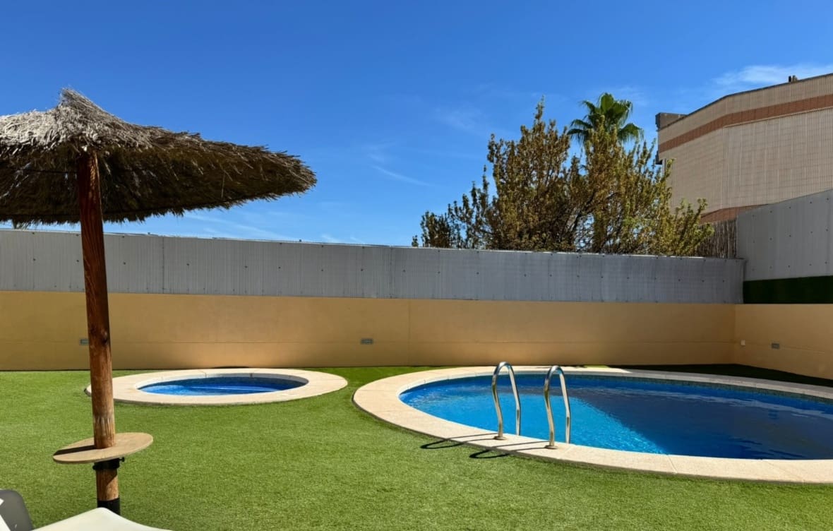 Piso de 3 habitaciones en San Juan de Alicante / Sant Joan d'Alacant en venta con piscina garaje - 470.000 € (Ref: 10140122)