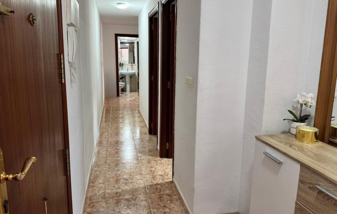 3 bedroom Apartment for sale in La Villajoyosa / Vila Joiosa - € 230,000 (Ref: 10141377)
