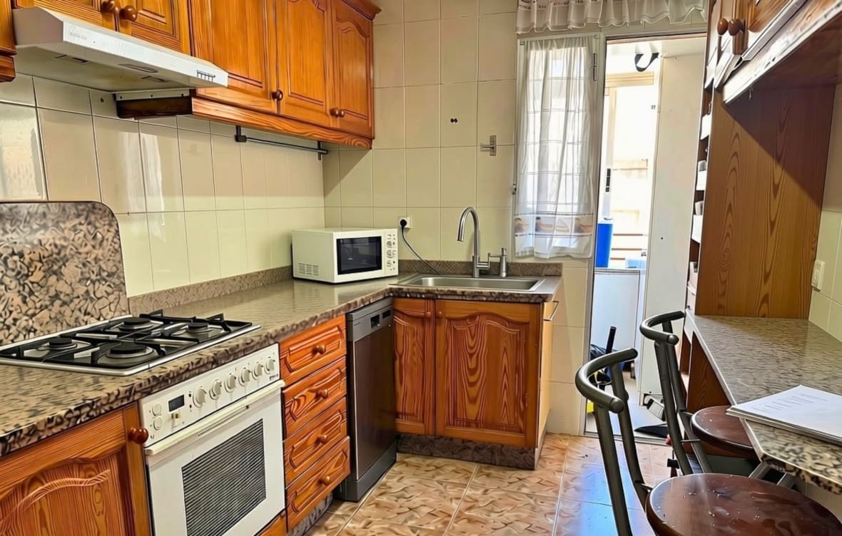3 bedroom Apartment for sale in La Villajoyosa / Vila Joiosa - € 230,000 (Ref: 10141377)