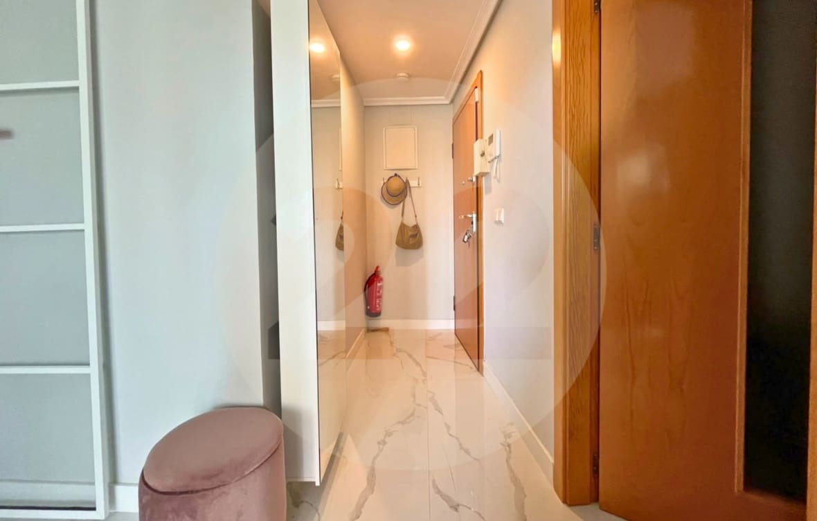 2 soverom Leilighet til leie i Benidorm med svømmebasseng - € 1 550 (Ref: 10145367)