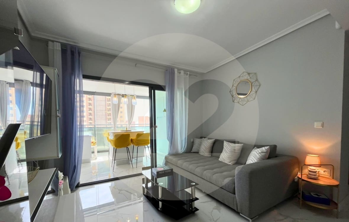 2 soverom Leilighet til leie i Benidorm med svømmebasseng - € 1 550 (Ref: 10145367)