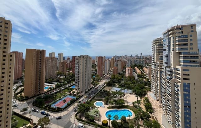 2 soverom Leilighet til leie i Juzgados - Plaza de Toros, Benidorm med svømmebasseng - € 1 550 (Ref: 10145367)