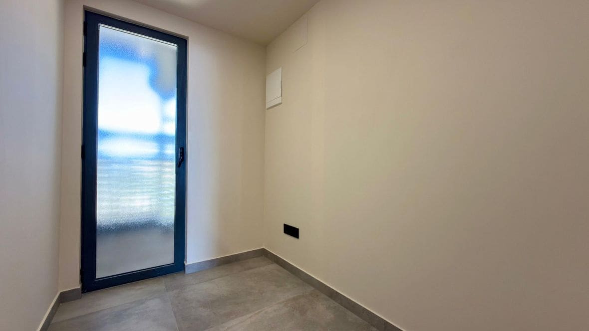 3 sypialnia Apartament do wynajęcia w La Villajoyosa / Vila Joiosa z basenem - 1 900 € (Ref: 10160435)
