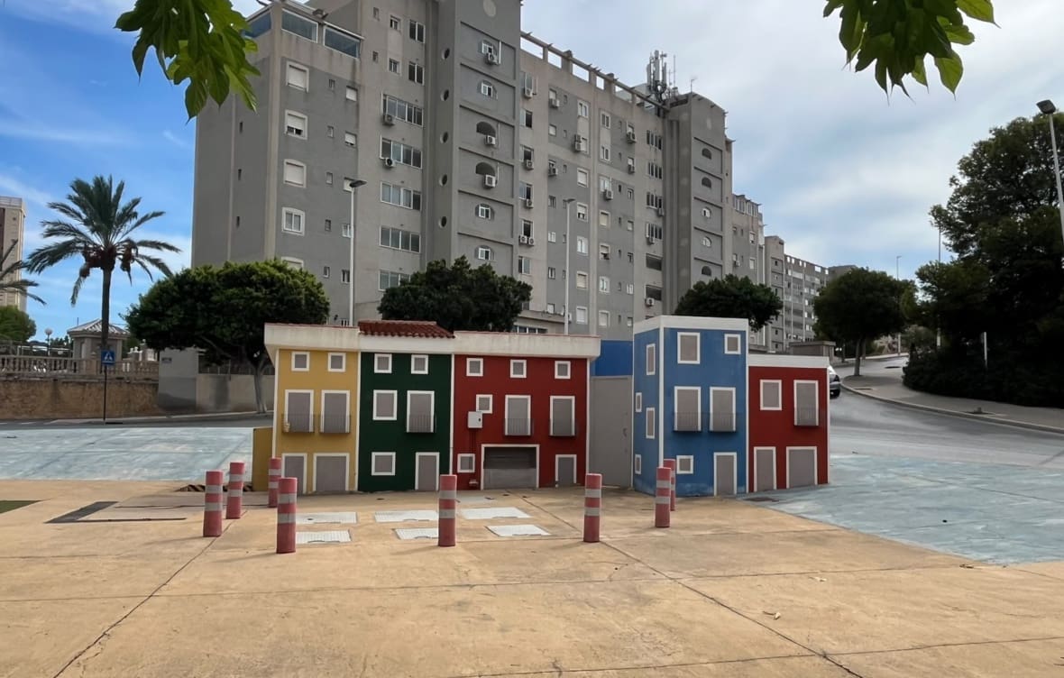 2 soverom Leilighet til leie i La Villajoyosa / Vila Joiosa med svømmebasseng - € 1 350 (Ref: 10165392)