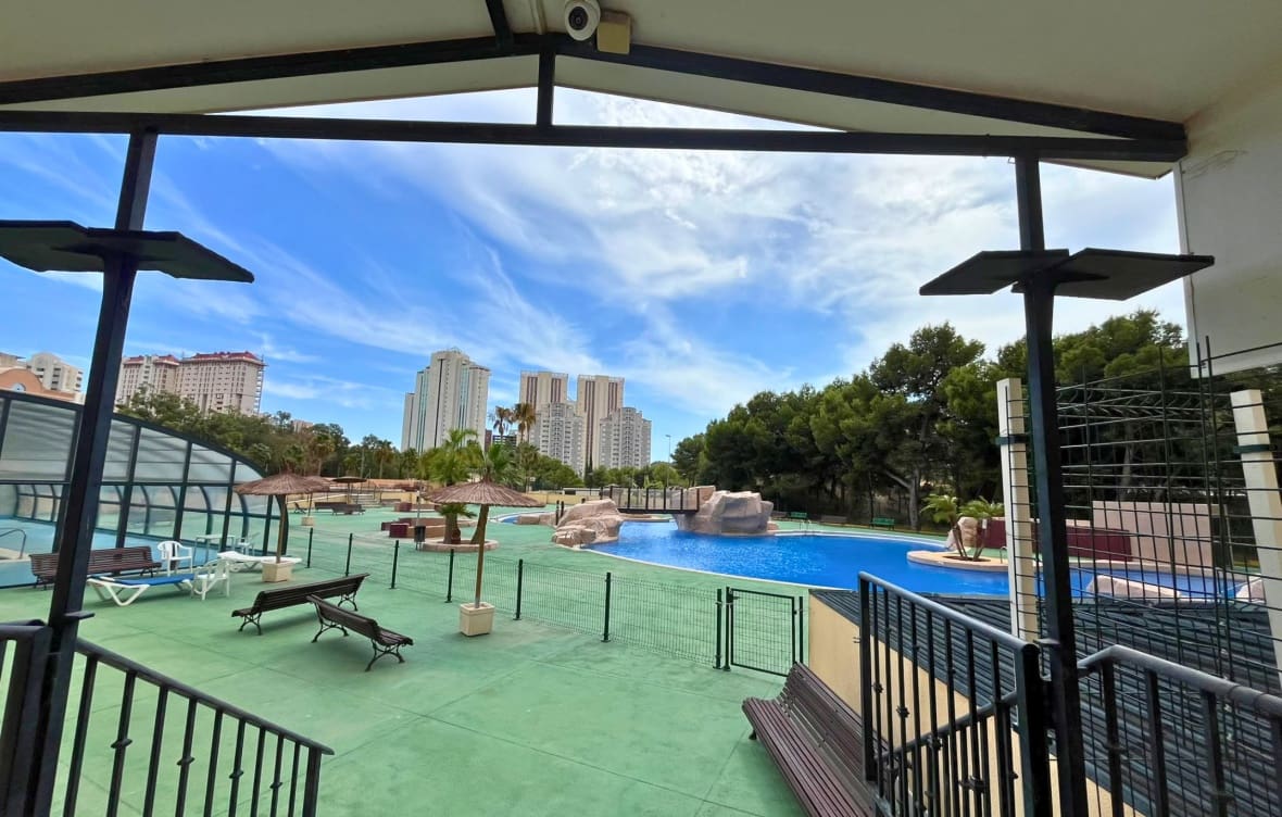 2 soverom Leilighet til leie i La Villajoyosa / Vila Joiosa med svømmebasseng - € 1 350 (Ref: 10165392)