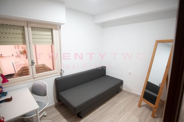 3 slaapkamer Flat te huur in Mercado, Alicante stad - € 1.200 (Ref: 6821130)