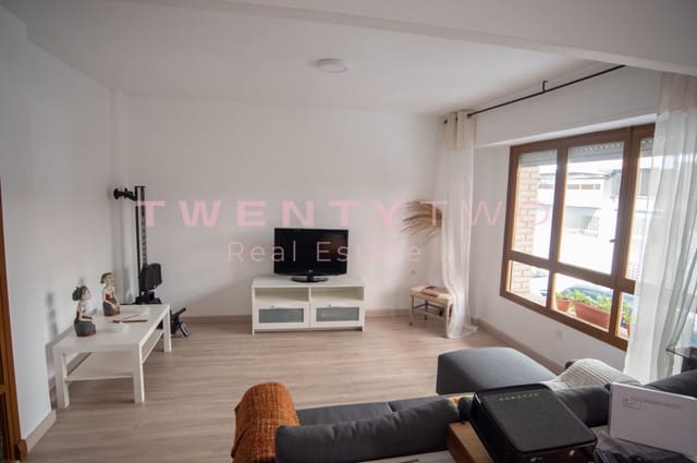 3 slaapkamer Flat te huur in Mercado, Alicante stad - € 1.200 (Ref: 6821130)