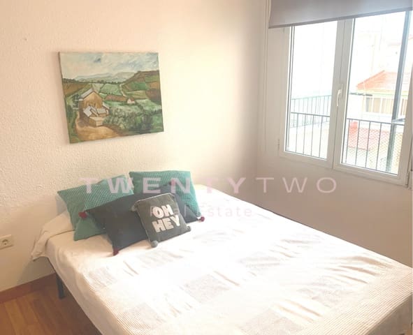 3 makuuhuone Asunto vuokrattavana paikassa Mercado, Alicante kaupunki - 1 200 € (Ref: 7238067)